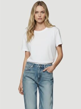 NEW. Majestic Filatures Lyocell Cotton Semi Relaxed Crewneck T-Shirt. NWT